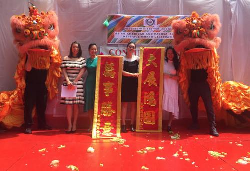 中国侨网牛毓琳20日在曼哈顿华埠孔子大厦举办第二届的“亚裔传统月”庆祝活动,颁发“社区英雄奖”给四位华裔英雄。(美国《世界日报》/颜嘉莹 摄)