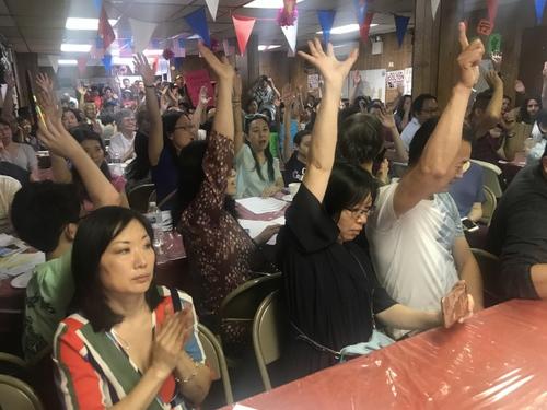 中国侨网百余名家长希望建立自己的维权组织。(美国《世界日报》/牟兰 摄)