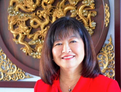 中国侨网前费利蒙副市长陈李素英推动湾区十多个城市通过决议案,支持国会为二战华裔军人追赠金章。(美国《世界日报》/陈李素英提供)