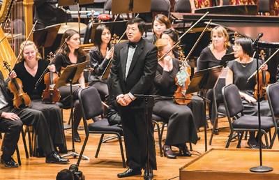 中国侨网资料图片：图为2013年4月21日，西雅图贝纳罗亚音乐厅《华彩乐章》黄晓枫作品音乐会现场。