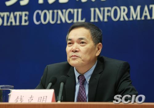 中国侨网商务部副部长钱克明(元绍达 摄 图片来源:国新办网站)