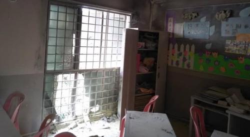 中国侨网火灾导致教室被熏黑,事发时教室内没有学生,因此无人受伤。(马来西亚星洲网)