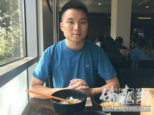 中国侨网美国派帕黛恩大学的大二学生Eric Chang。(美国《侨报》/王珂莹 摄)