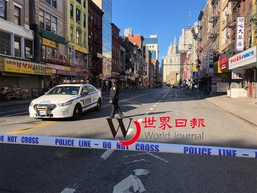 中国侨网警方到场封街调查。（图片来源：美国《世界日报》 张晨/摄）