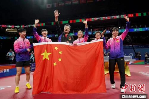 中国侨网国乒女团力克日本获胜。　国际乒联供图