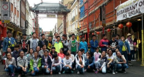 到英国旅游的中国游客人数正在逐年增加。(参考消息)