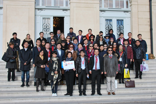 七十多位来自中国、欧洲其他国家及巴黎的华人旅游服务机构的负责人参加了交易会。（《欧洲时报》/王岩