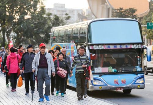 中国侨网赴台观光的陆客团(图片来源:联合新闻网)