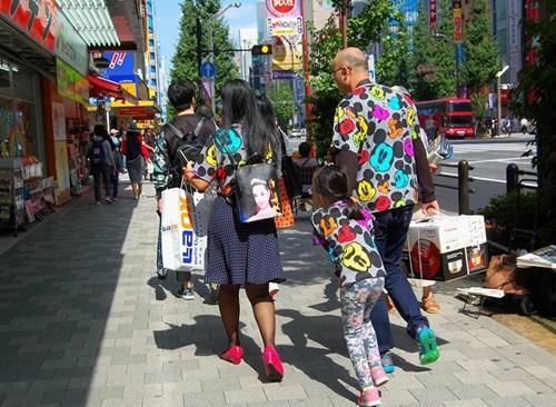 中国侨网购物天国秋叶原。(日本《中文导报》/张石 摄)