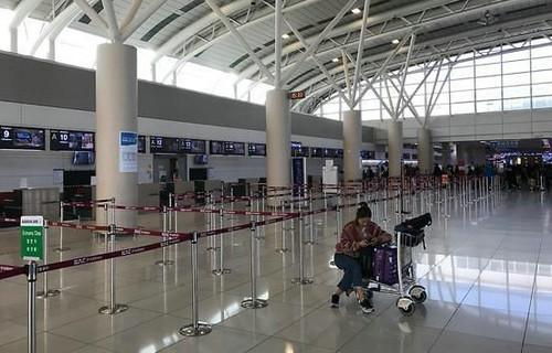 中国侨网资料图片:空空如也的济州机场。(韩国《亚洲经济》)