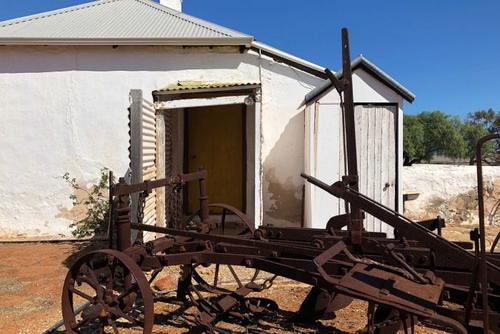 中国侨网Oakabella Homestead曾经因其“鬼屋”的故事吸引旅行者来此探秘。(澳广网)