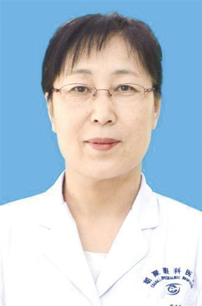 中国侨网专家简介:韩晶岩,主任医师,呼和浩特朝聚眼科医院近视手术首席专家,准分子科主任,内蒙古眼科学会常委。从事本专业30余年,是自治区最早开展近视手术的专家之一。熟练掌握准分子激光治疗屈光不正手术和眼表及角膜疾病的诊治。擅长飞秒激光、波前像差引导下的准分子激光手术,已完成一万余例屈光手术。