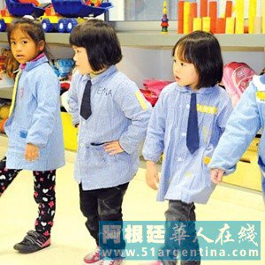 中国侨网中阿经贸交流带动两国文化教育交流日益深入。(阿根廷华人在线)