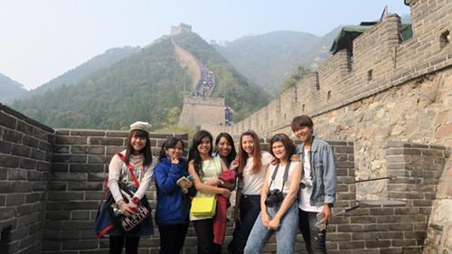 中国侨网-北京华文学院学生游居庸关长城 感悟
