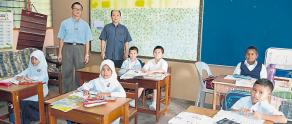 二年级班的6名学生,