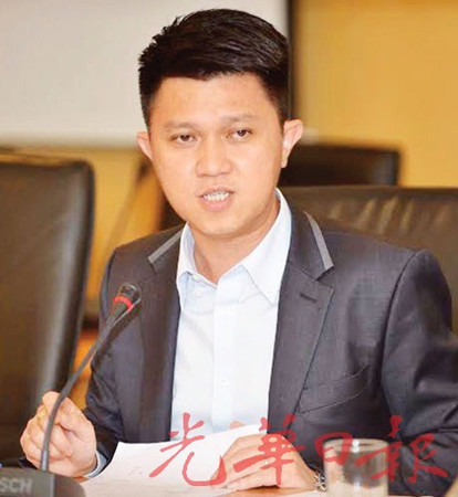 张盛闻:商讨新人选。
