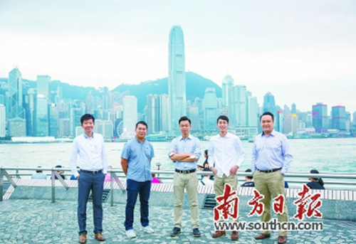 林博、何华汉、何毅淦、邓焯谦、李世荣（从左到右）等14名暨大校友当选为香港区议会议员，成为爱国爱港的重要力量。