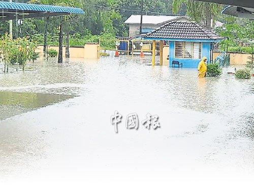 中国侨网水灾泛滥 (马来西亚《中国报》)