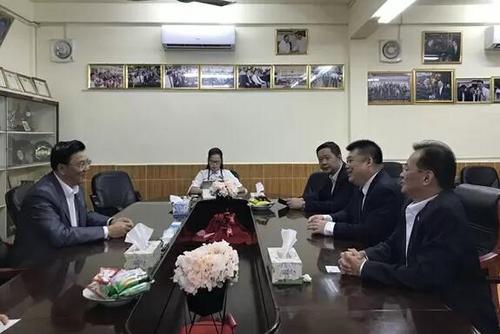 中国侨网拜访老挝寮都公学。（来源：华侨大学网站）