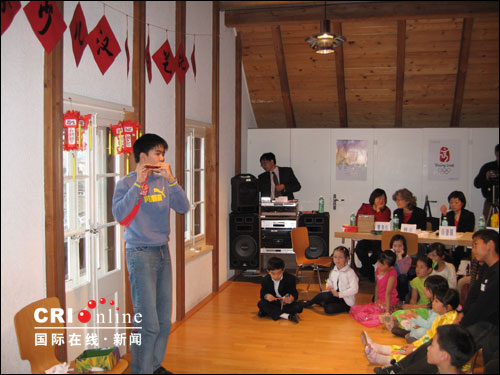 笛子独奏"敢问路在何方"