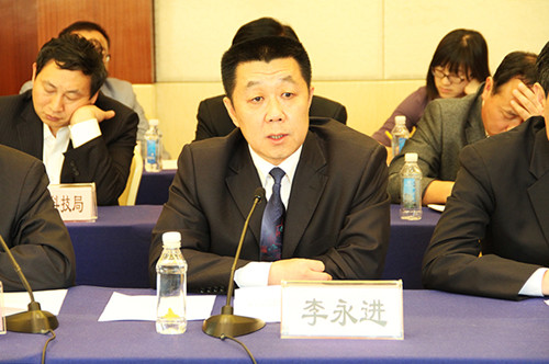 中国侨网山东省侨办纪检组长李永进致辞。