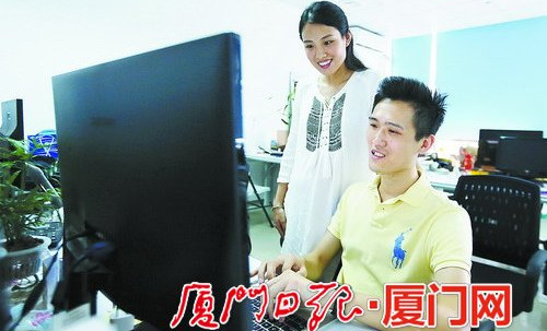 中国侨网施贵飞和妻子放弃高薪，一起回国创业。