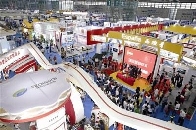 中国侨网首届“侨交会”人气旺。(深圳侨报资料图)
