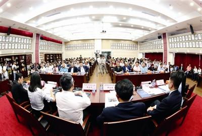 中国侨网越来越多的侨商侨企参与到侨交会中来。深圳侨报资料图