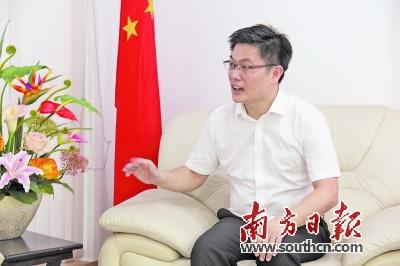中国侨网在张钦伟看来,祖国永远是海外华侨华人的坚强后盾。余丹 摄