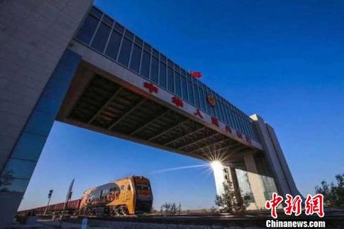 中国侨网图为二连口岸。 梁晓虹 摄