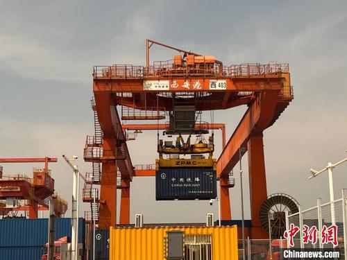 中国侨网图为西安国际港务区。 李一璠 摄