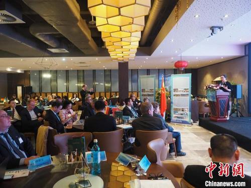 中国侨网图为洽谈会现场。 中国广西壮族自治区商务厅供图。