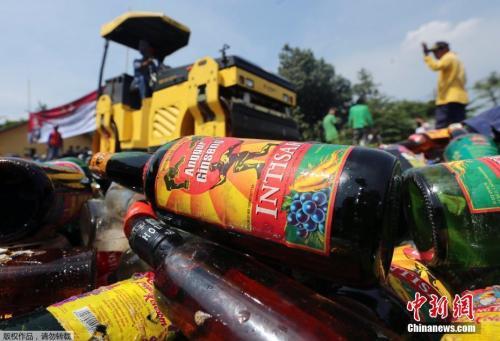 中国侨网1962年世界杯,智利球迷的“吃喝大法”并未准备啤酒,球队也输给了德国。