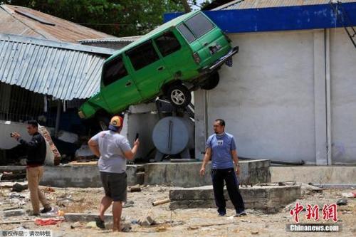 中国侨网当地时间2018年10月7日，印度尼西亚帕卢，地震海啸灾区。