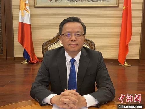 中国侨网7月27日,中国驻菲律宾大使黄溪连出席菲律宾中华研究学会和暨南大学菲律宾研究中心联合主办的“新冠疫情与中菲关系”线上研讨会,并发表主旨演讲。 中国驻菲律宾使馆供图