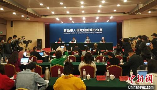 中国侨网发布会现场。 胡耀杰 摄