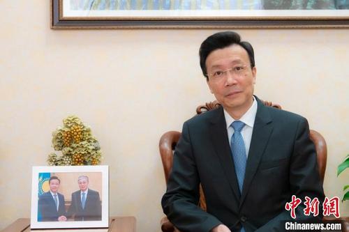 中国侨网图为中国驻哈萨克斯坦大使张霄 中国驻哈萨克斯坦大使馆供图