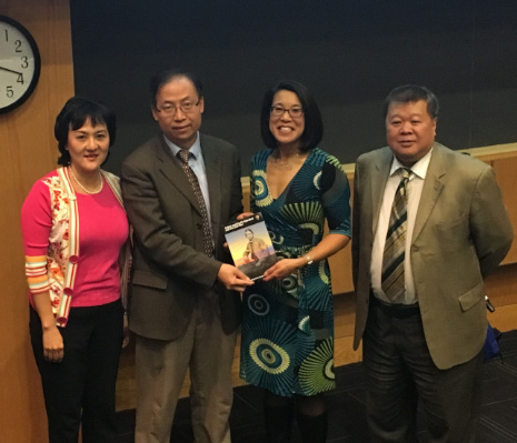 美国波士顿华社再现亚裔移民史 纪念1965年移