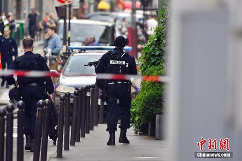 巴黎发生劫持人质事件 警方强攻逮捕一嫌犯
