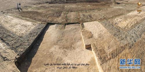 埃及考古队发掘出法老时期军事城堡 