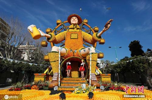 法国芒通柠檬节举行 水果雕塑造型演绎百变主题