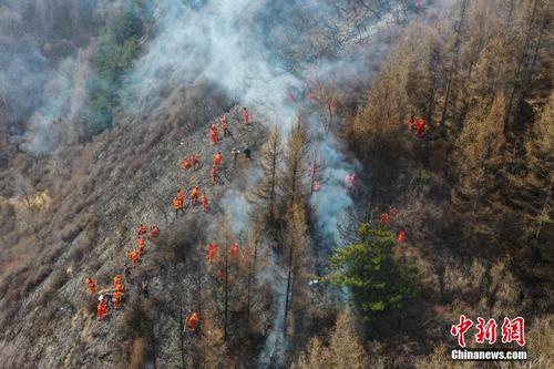 山西五台山森林火灾火场已无明火