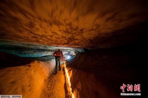 走进保加利亚古老洞穴 在此出土古人类遗骸及人工制品 