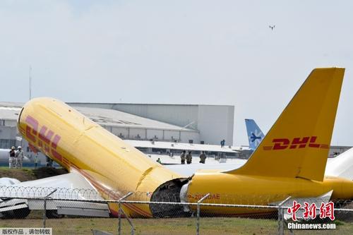 一架波音货机在哥斯达黎加机场坠毁 机身严重损毁