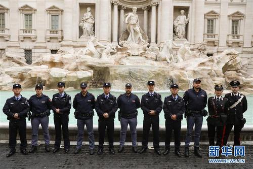 中意第四次警务联合巡逻在罗马启动