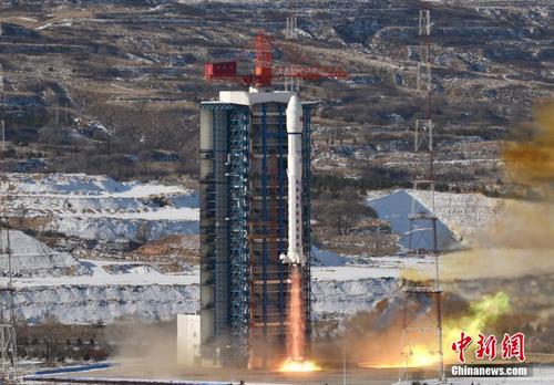 中国成功发射“吉林一号”宽幅01星等4颗卫星 