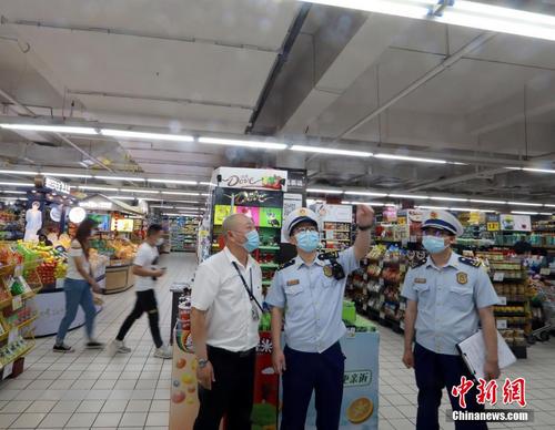 武汉商超餐饮门店逐步开放 客流量有序恢复
