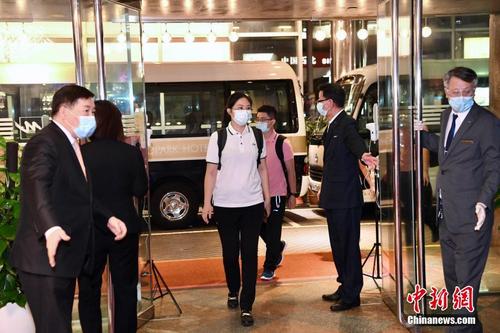 89名内地核酸检测支援队成员抵达香港 