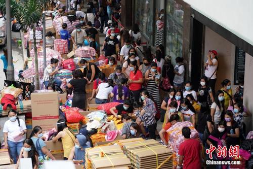 香港中环街头外佣再次大量聚集