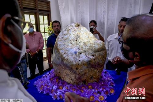 斯里兰卡发现世界最大单体蓝宝石 被誉为“亚洲女王”